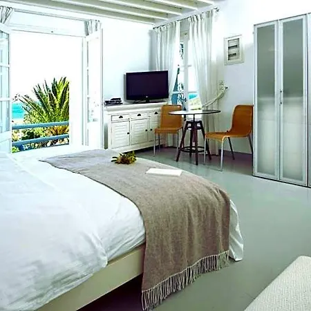 Manu Mykonos Next To The Quality Brand & Mykonos Town